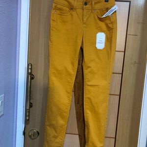 NO BO MID RISE SKINNY